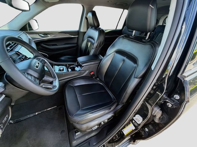 Used 2023 Jeep Grand Cherokee L Limited w/ Black Appearance Package RWD image 23
