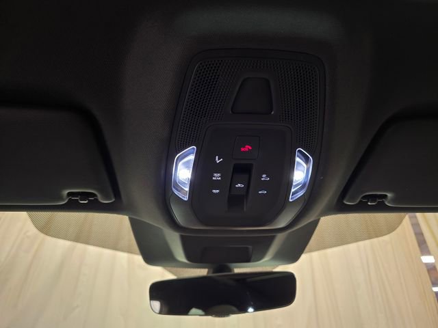 Used 2025 Audi Q5 Prestige image 23