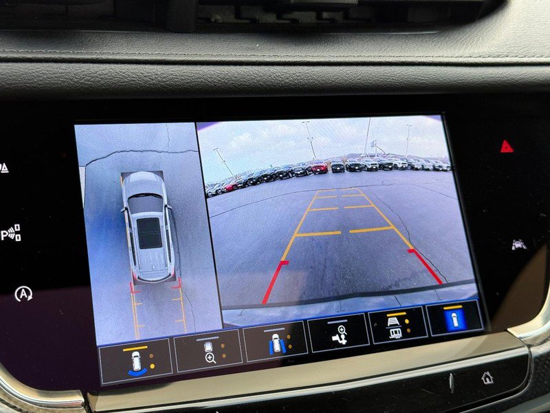 Used 2023 Cadillac XT6 Sport w/ Technology Package image 22