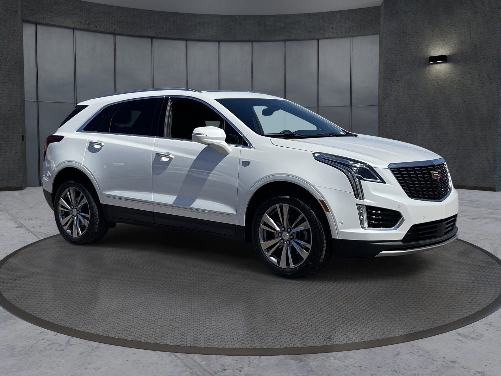 Used 2023 Cadillac XT5 Premium Luxury w/ Technology Package image 8