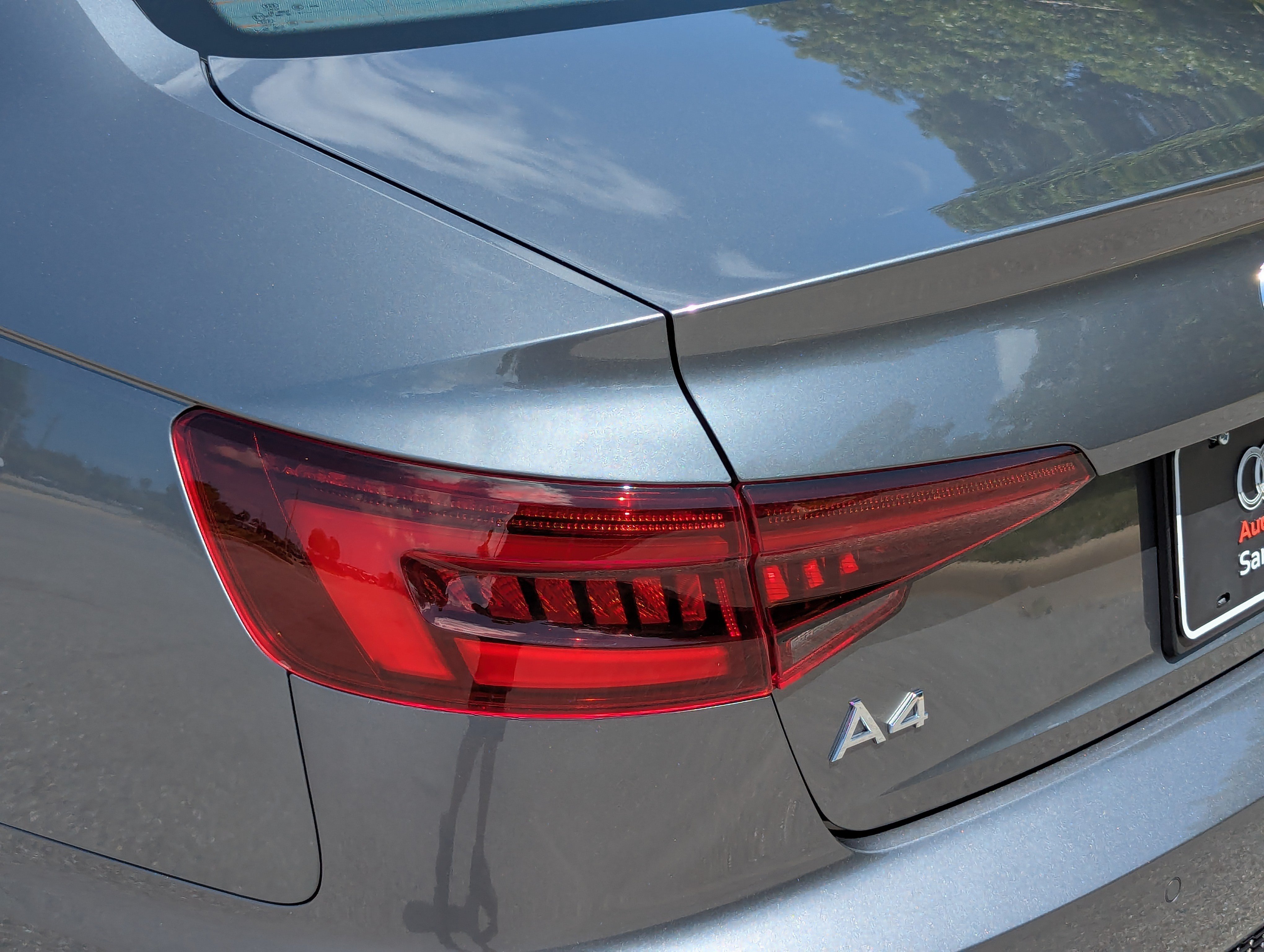 Used 2019 Audi A4 2.0T Premium Plus w/ Premium Plus Package AWD/4WD image 10