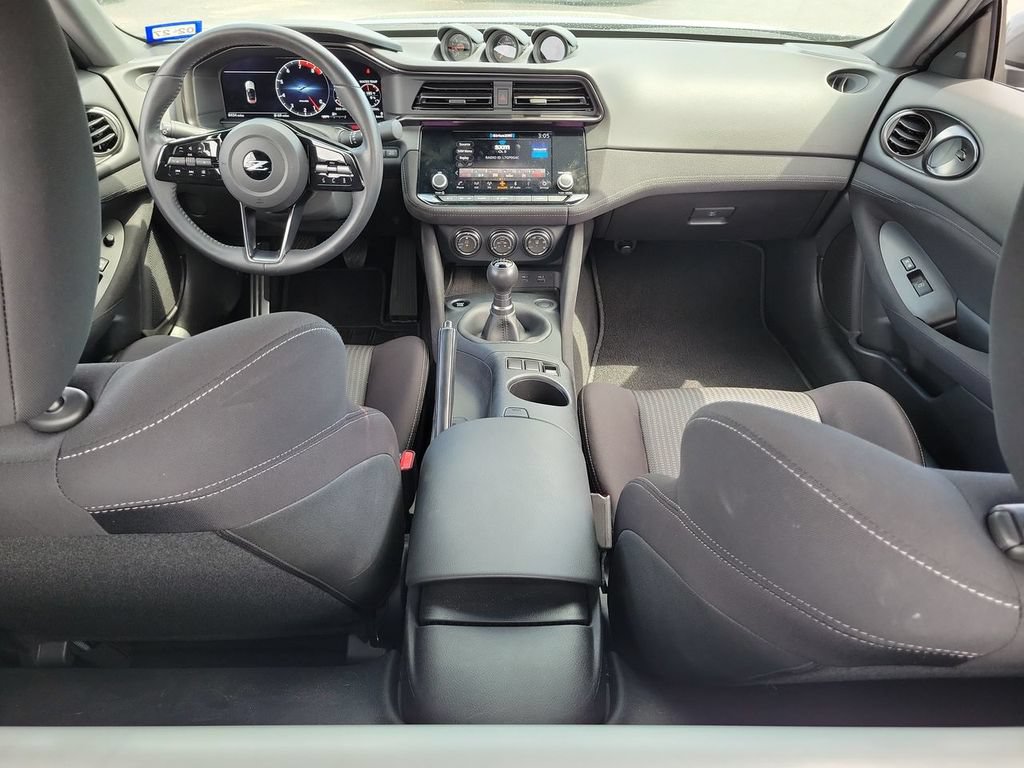 Used 2025 Nissan Z Sport w/ Floor Mat Package RWD image 19