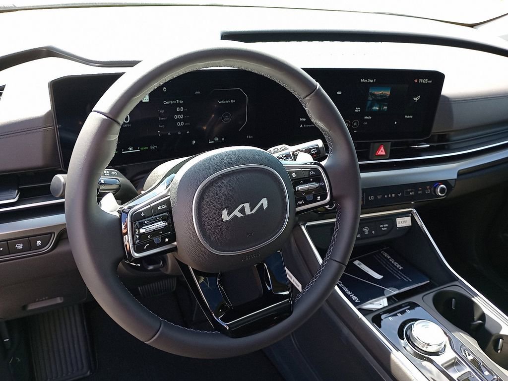 New 2026 Kia Carnival SX w/ SX Dark Edition Package image 9