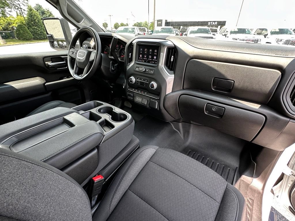 Used 2024 GMC Sierra 2500 Pro w/ 1SA Pro Safety Plus Package AWD/4WD image 14