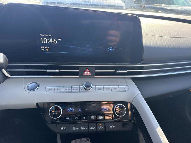 New 2026 Hyundai Elantra Limited FWD image 10