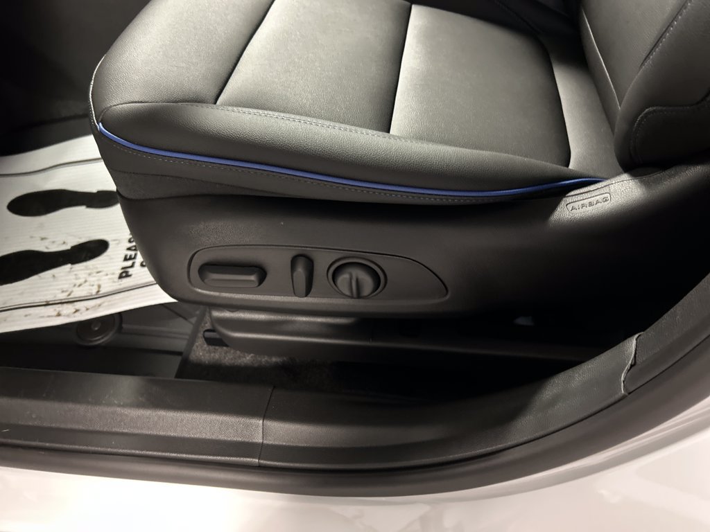 New 2026 Buick Envista Sport Touring w/ Convenience I Package FWD image 11
