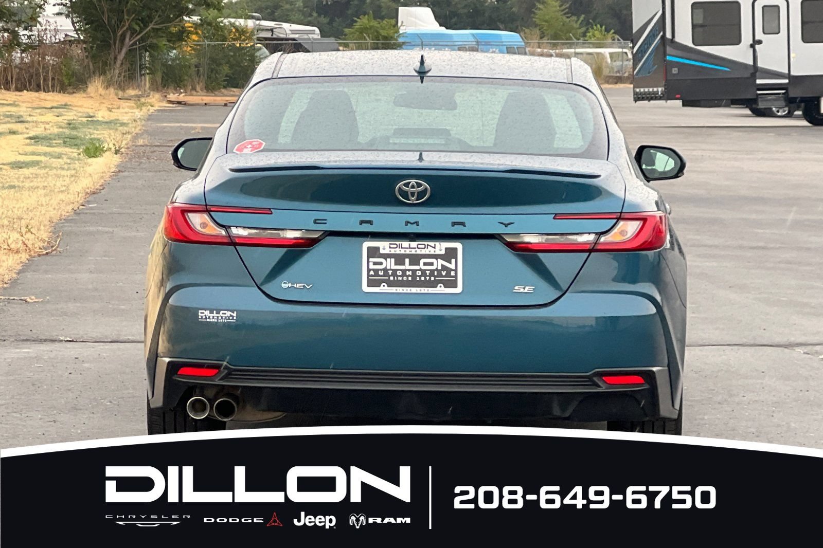 Used 2025 Toyota Camry SE FWD image 8