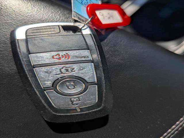 Used 2022 Ford Explorer XLT AWD/4WD image 38