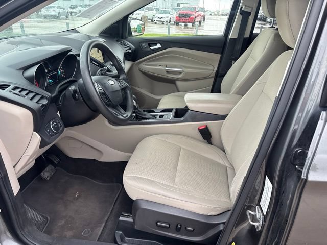 Used 2019 Ford Escape SE FWD image 15