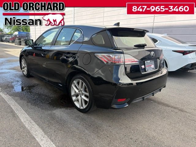 Used 2015 Lexus CT 200h w/ Seat Comfort Package FWD image 7