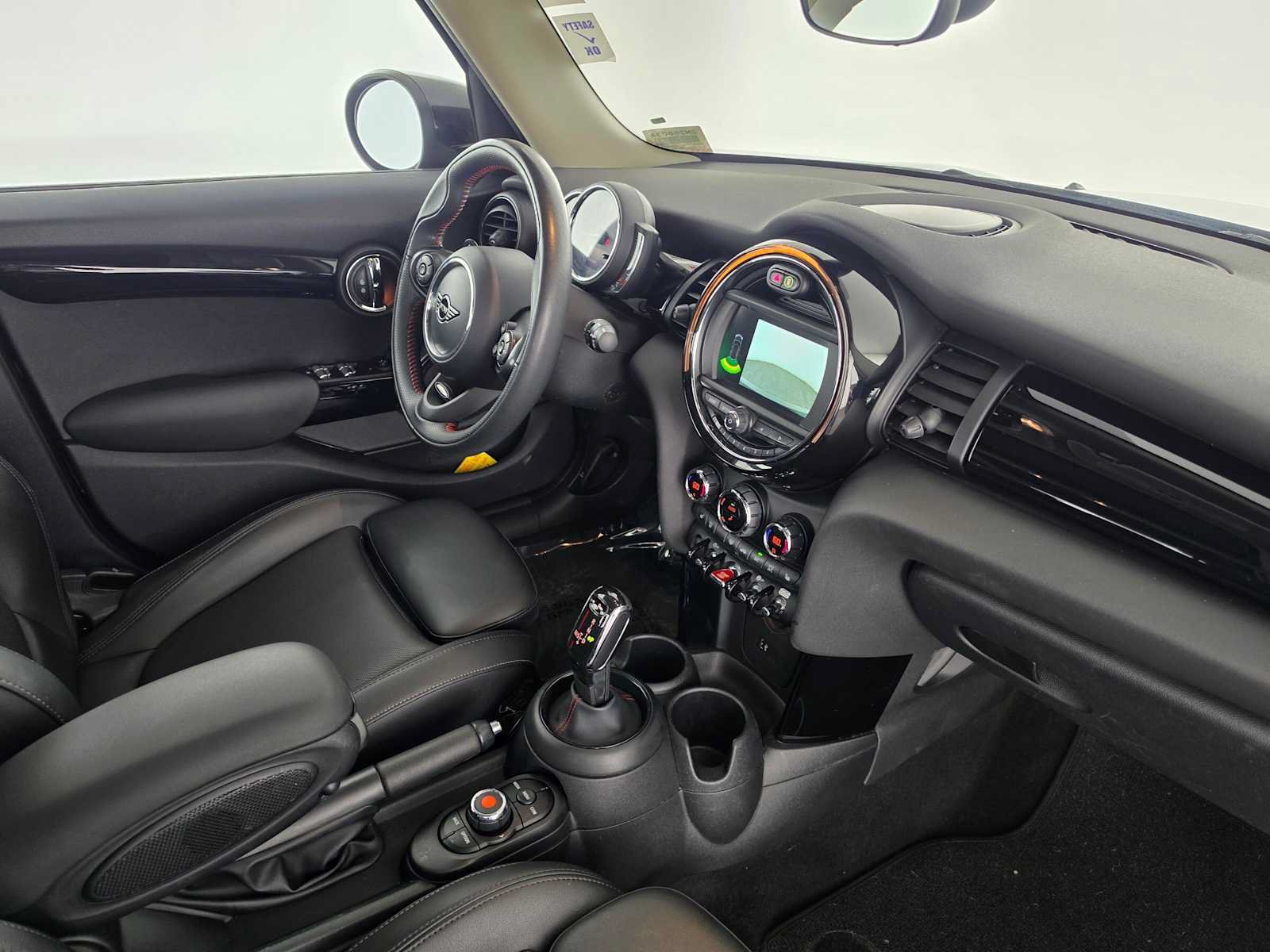 Used 2020 MINI Cooper S FWD image 11