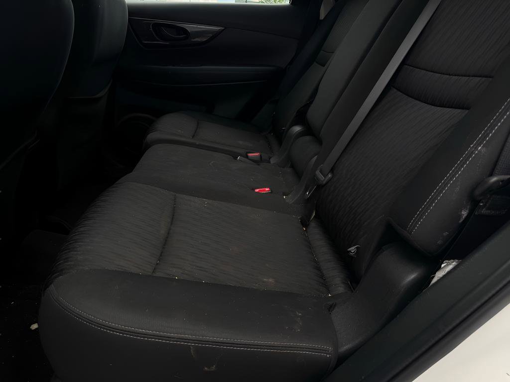 Used 2020 Nissan Rogue S AWD/4WD image 14