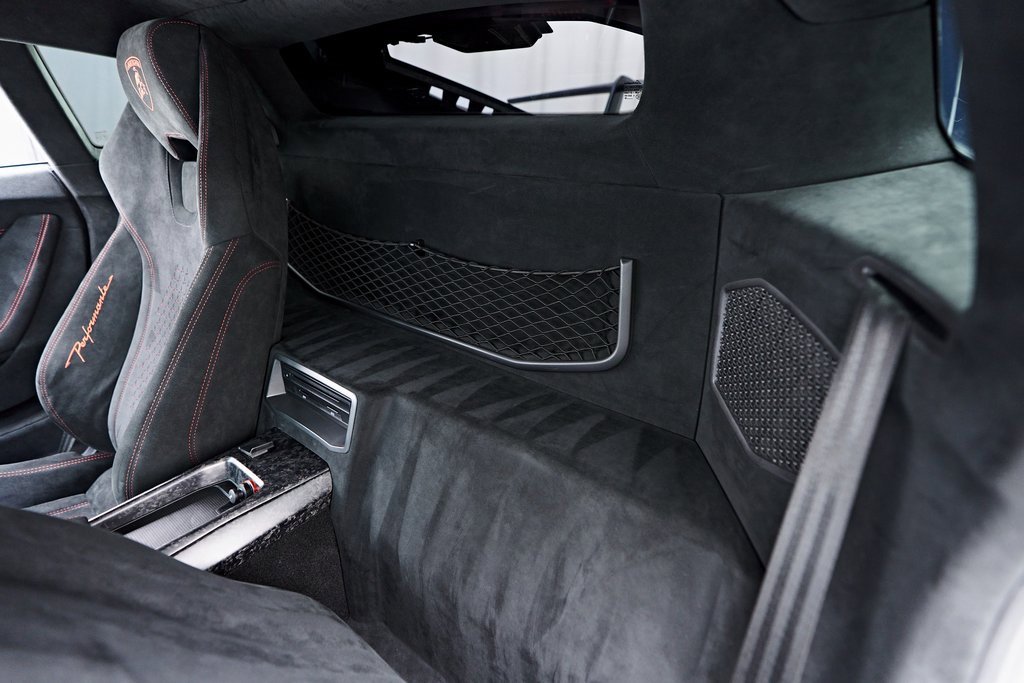 Used 2018 Lamborghini Huracan Performante image 63