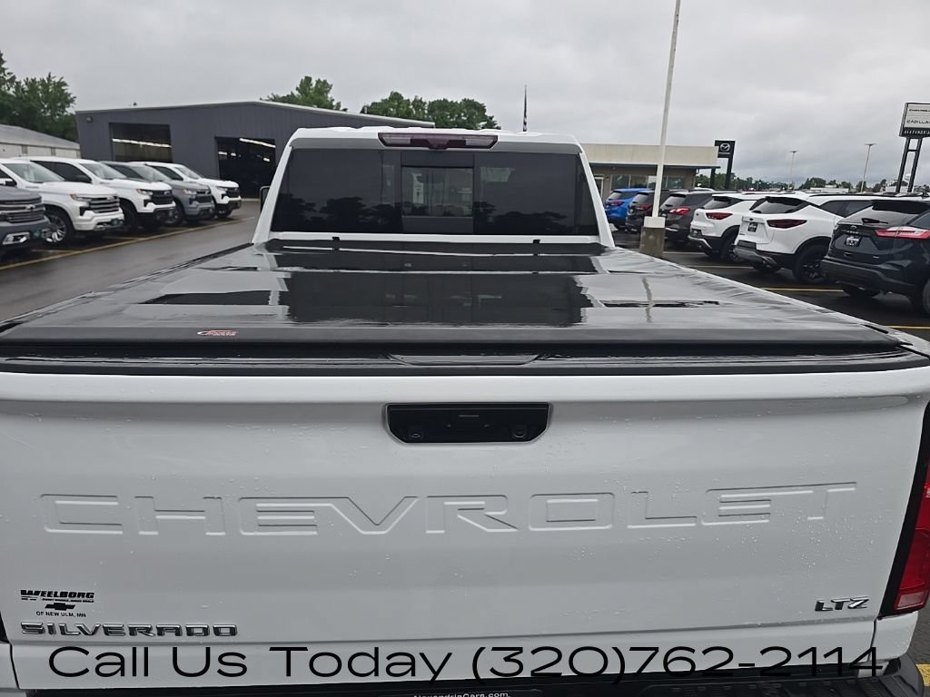 Used 2024 Chevrolet Silverado 3500 LTZ w/ LTZ Premium Package AWD/4WD image 9
