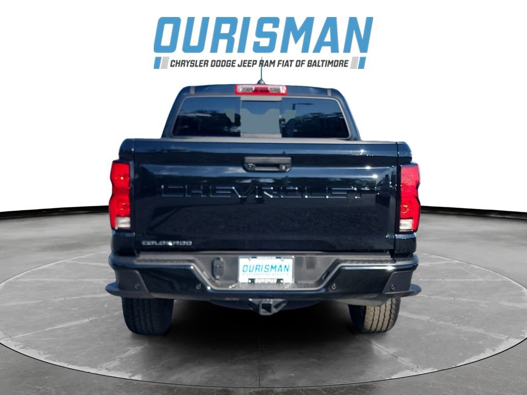 Used 2025 Chevrolet Colorado Z71 AWD/4WD image 5