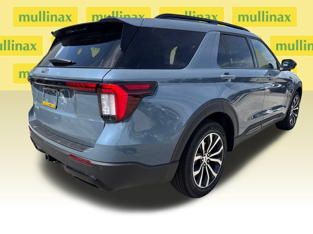 New 2026 Ford Explorer ST-Line w/ Premium Package RWD image 15