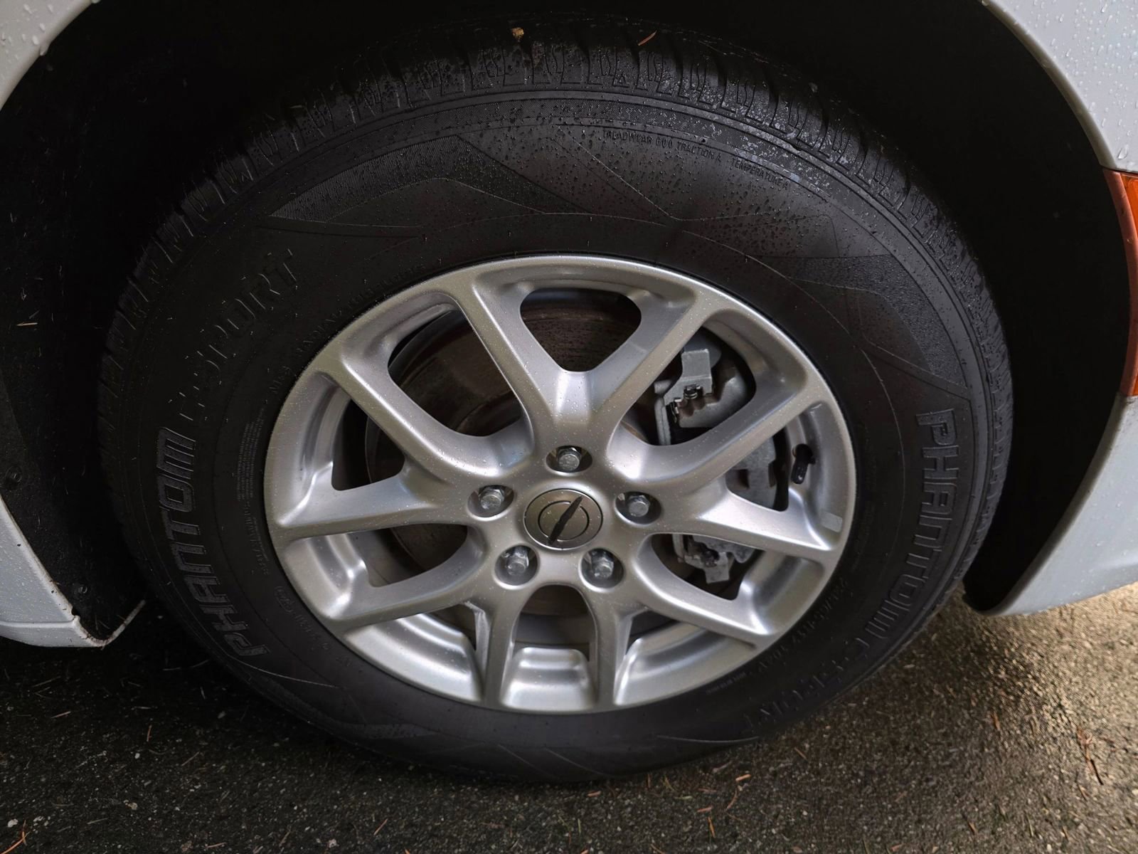 Used 2021 Chrysler Pacifica Touring-L image 9