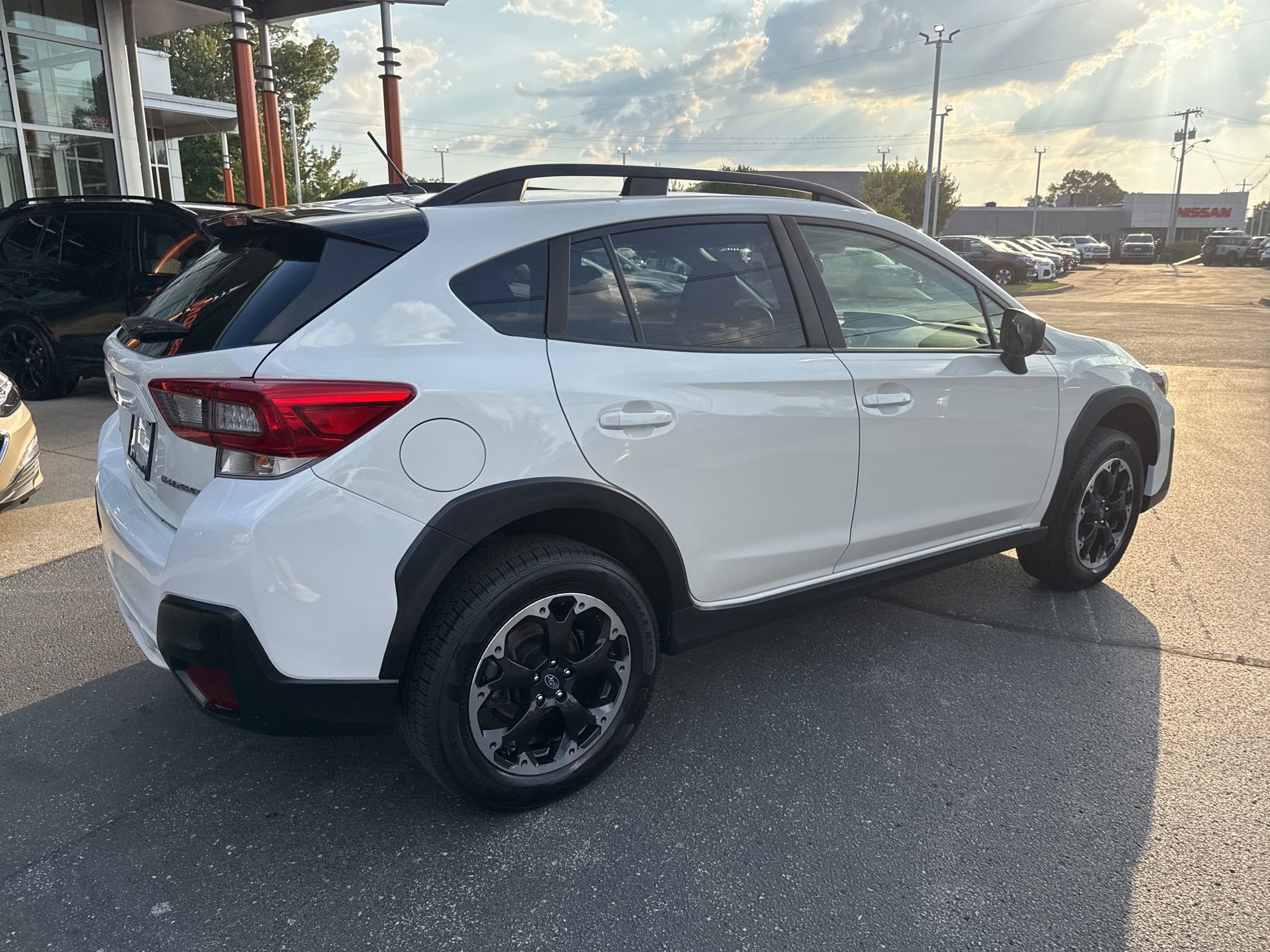 Used 2022 Subaru Crosstrek 2.0i image 3