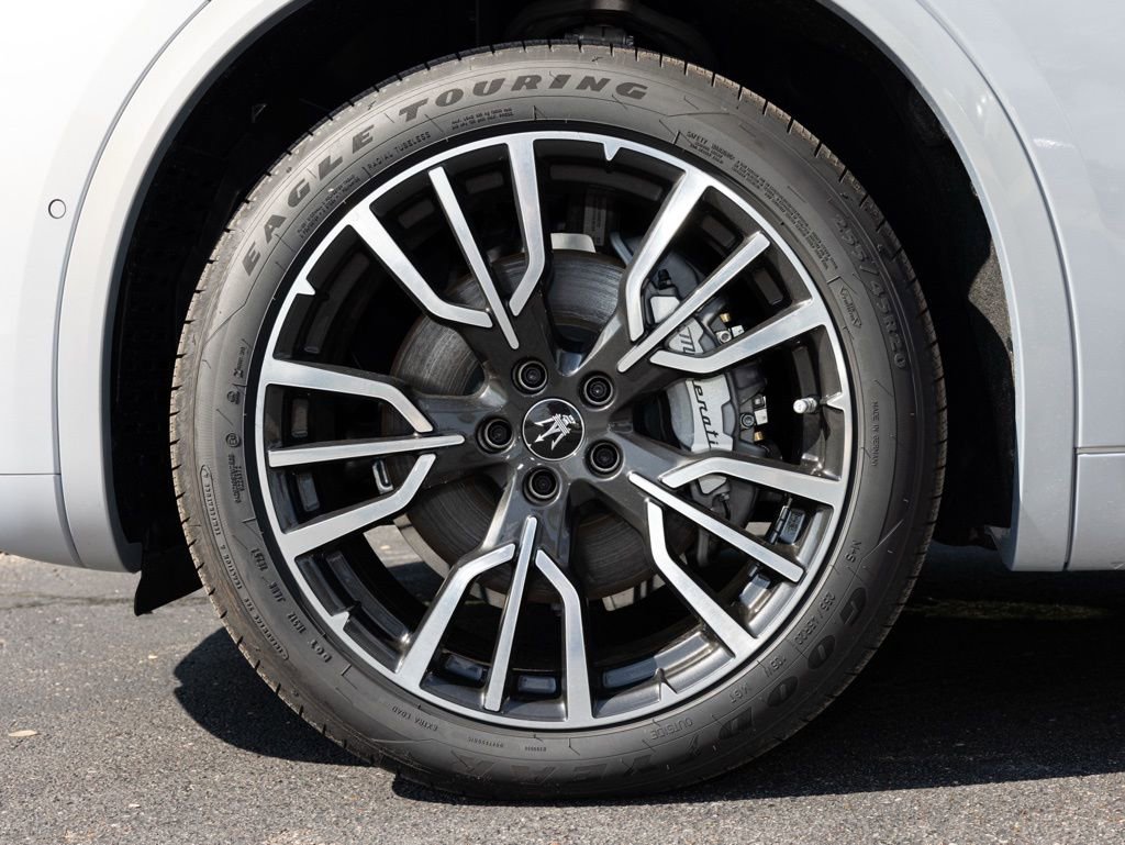 New 2025 Maserati Grecale GT image 53