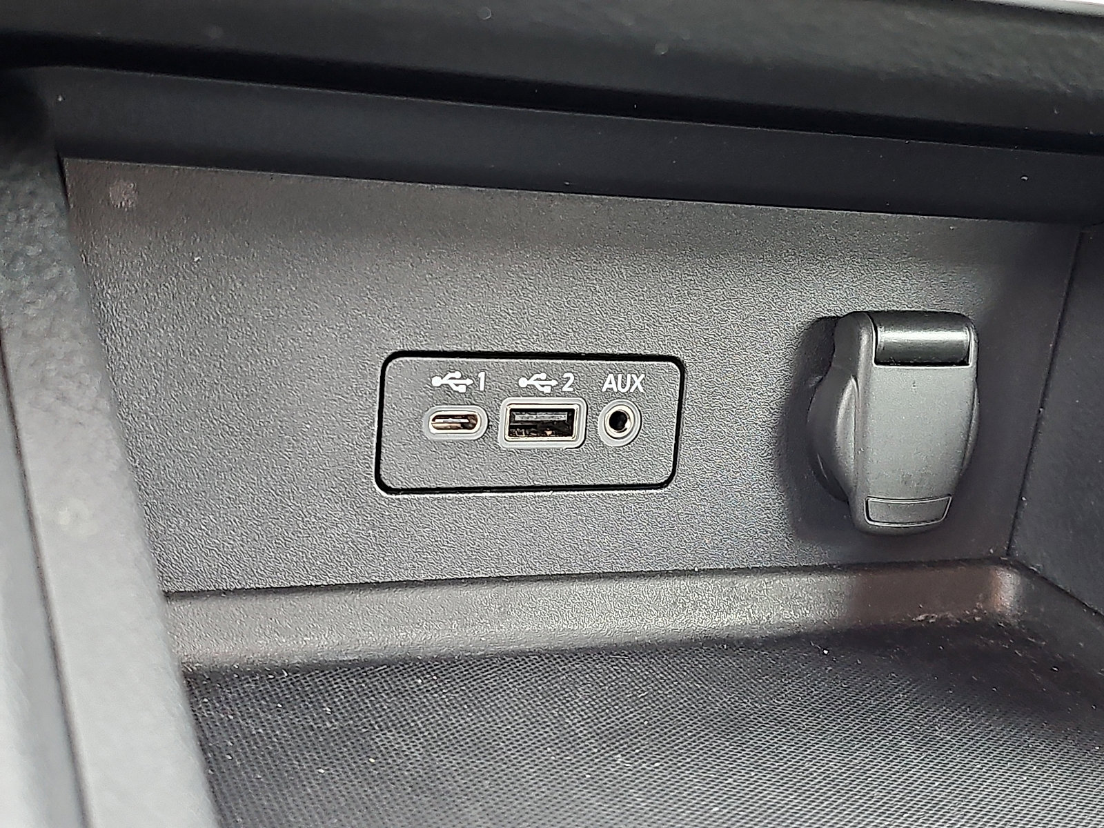 Used 2023 Nissan Sentra SV w/ All-Weather Package image 23