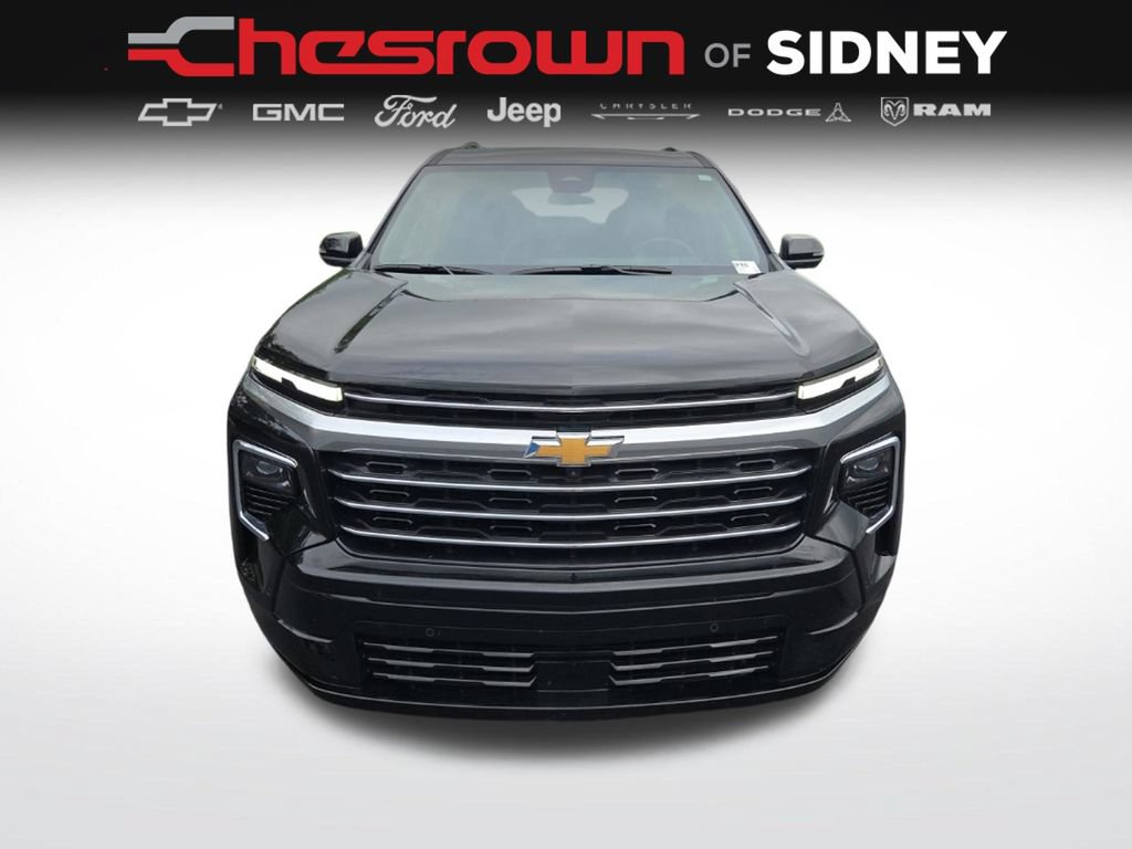 Used 2026 Chevrolet Traverse High Country w/ LPO, Floor Liner Package AWD/4WD image 2