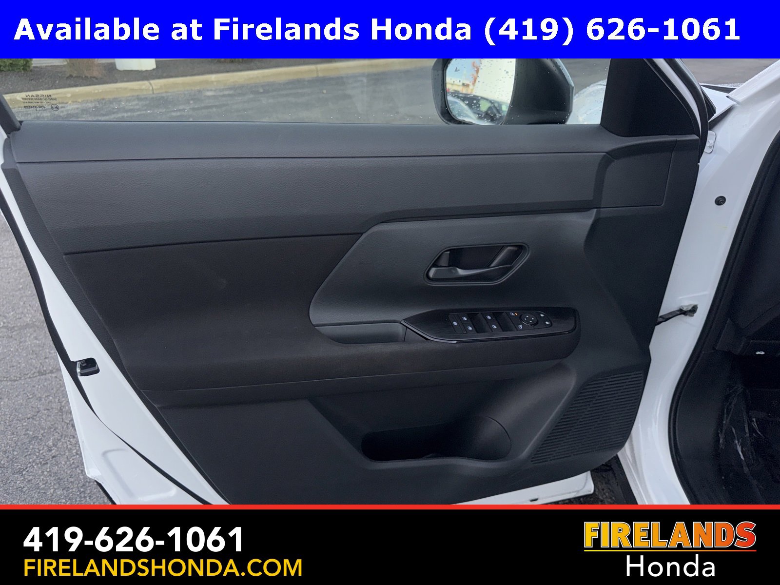 Used 2025 Nissan Kicks S image 10