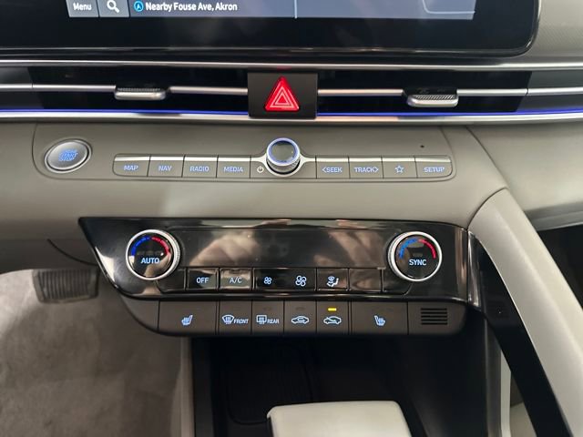 Certified 2025 Hyundai Elantra SEL image 51