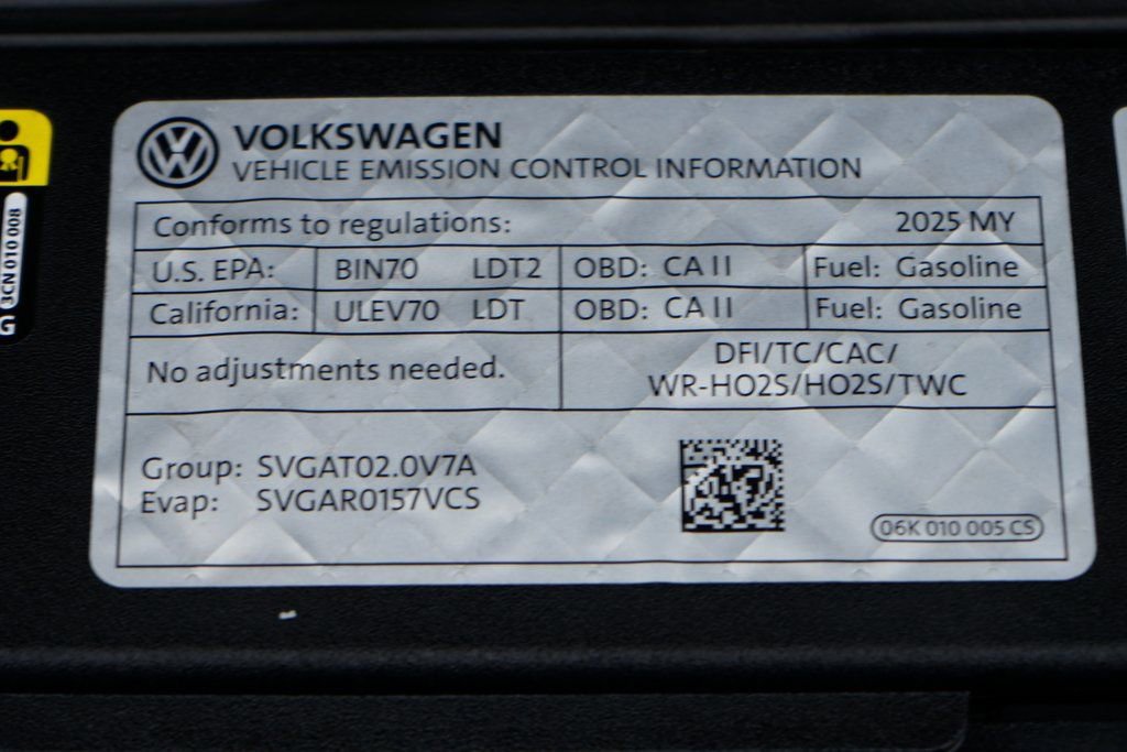 Used 2025 Volkswagen Atlas Peak Edition SE image 14