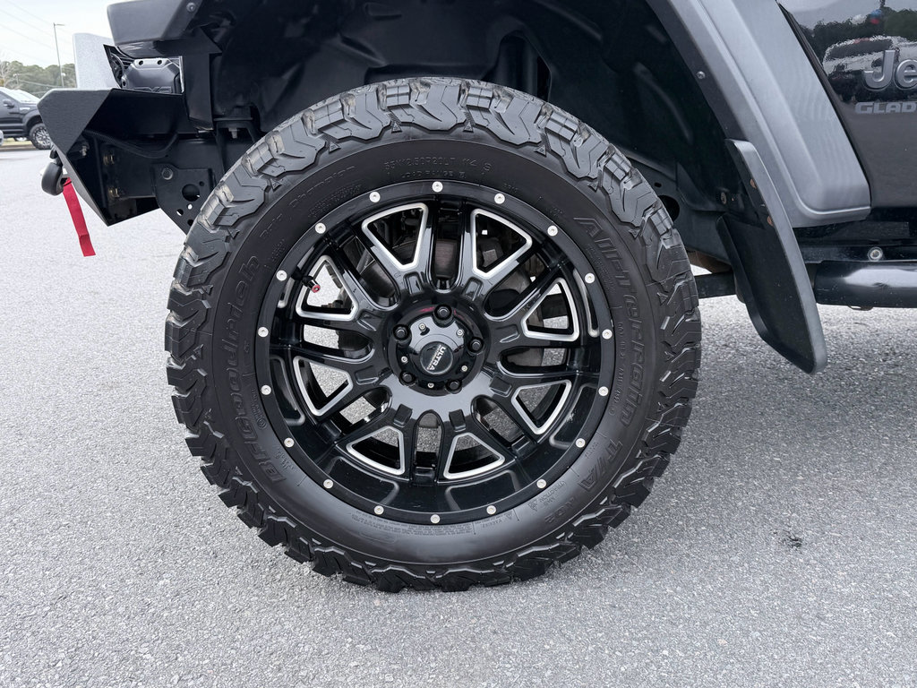 Used 2020 Jeep Gladiator Sport w/ Quick Order Package 24S image 34