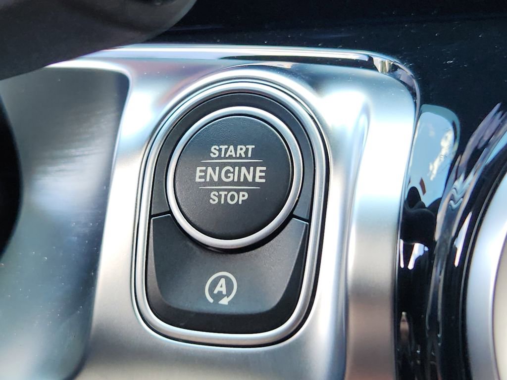 New 2026 Mercedes-Benz GLB 250 4MATIC image 21