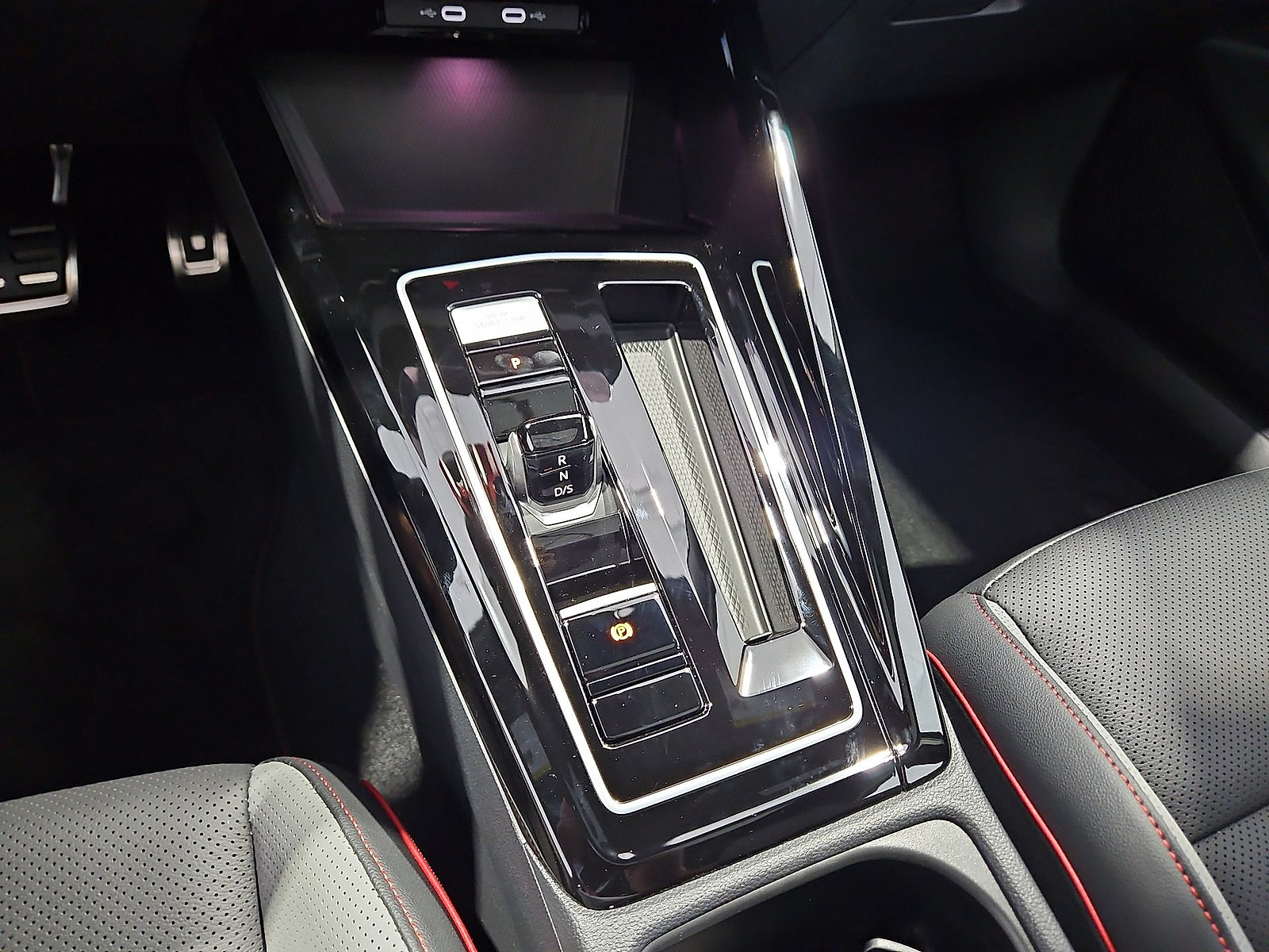 New 2026 Volkswagen GTI Autobahn FWD image 23