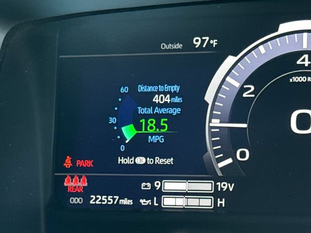 Used 2025 Toyota Tundra Platinum AWD/4WD image 30