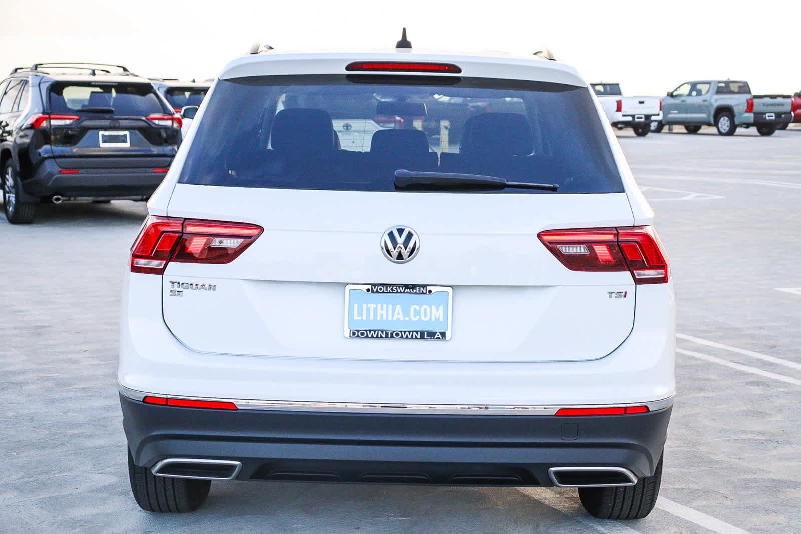 Used 2018 Volkswagen Tiguan SE image 7
