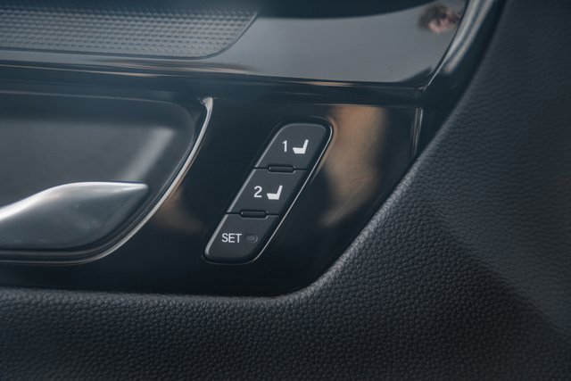 Used 2025 Honda CR-V EX-L image 42