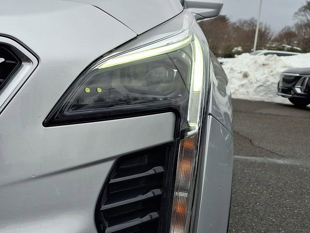 Used 2021 Cadillac XT4 Luxury w/ Trailering Package AWD/4WD image 9