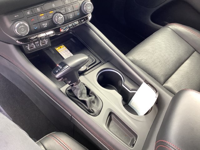 Used 2024 Dodge Durango GT AWD/4WD image 18