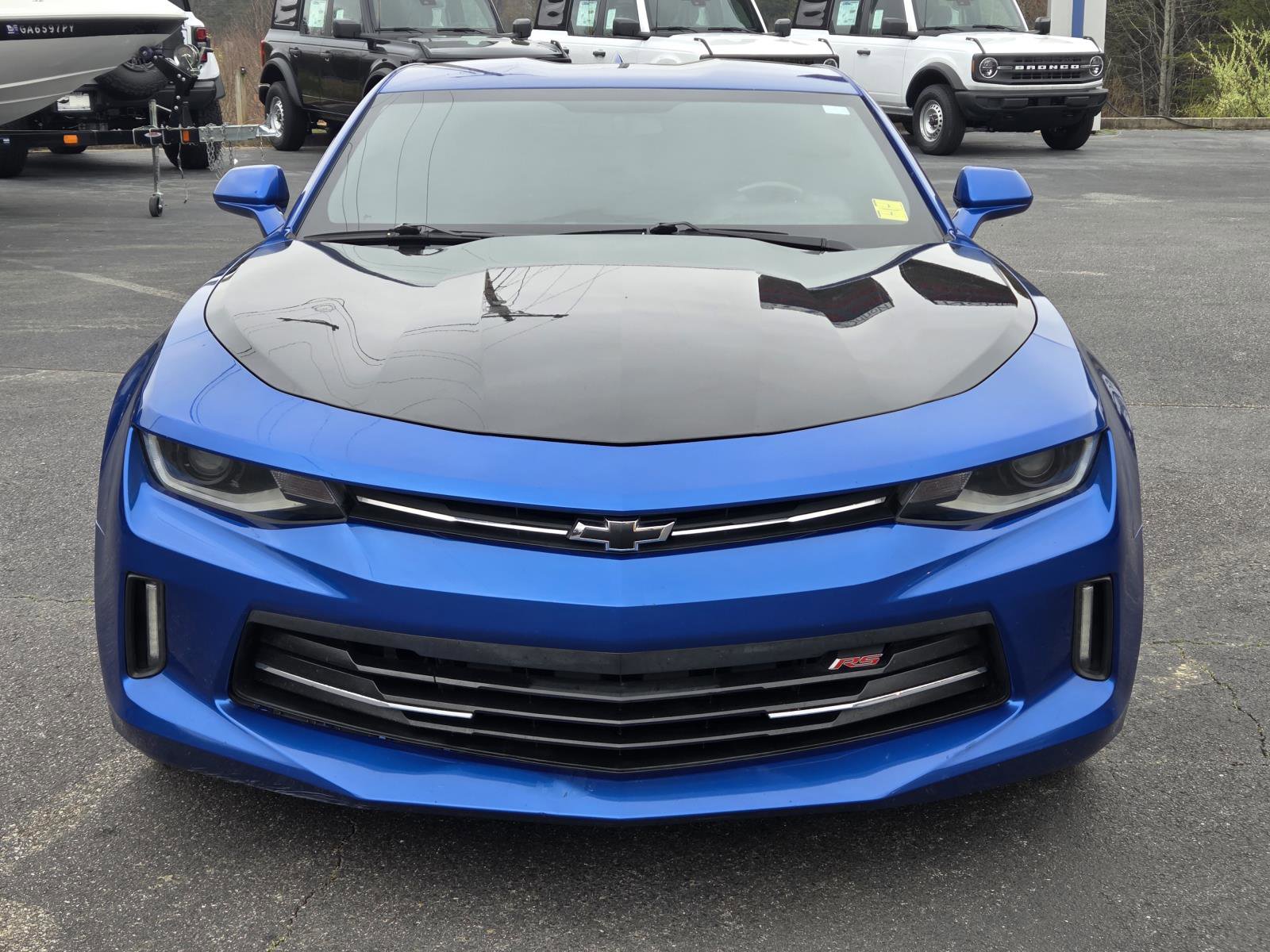 Used 2018 Chevrolet Camaro LT w/ RS Package RWD image 9