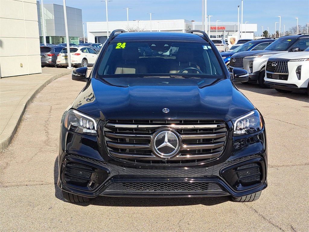 Used 2024 Mercedes-Benz GLS 450 4MATIC image 8