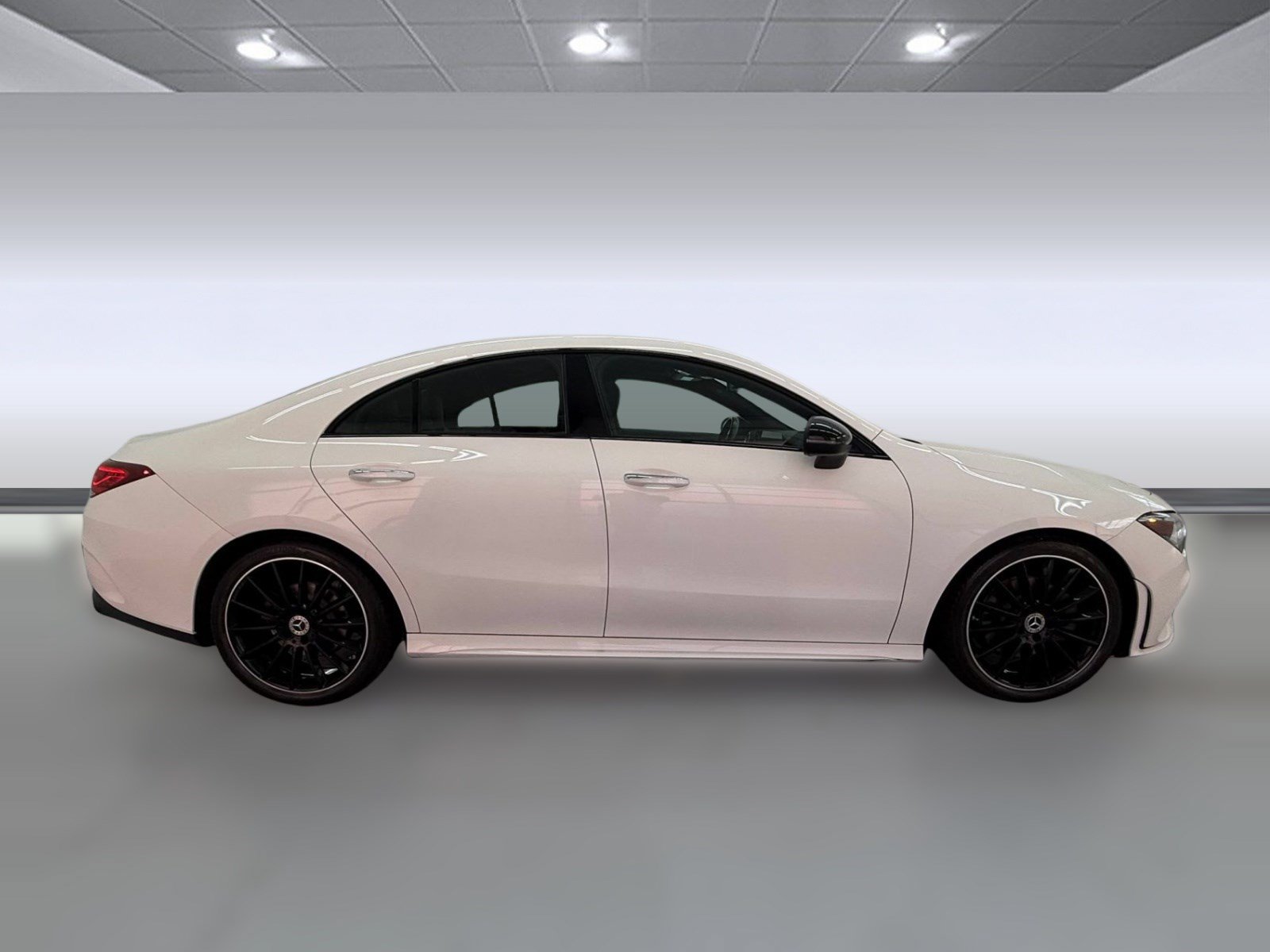 Used 2023 Mercedes-Benz CLA 250 image 7