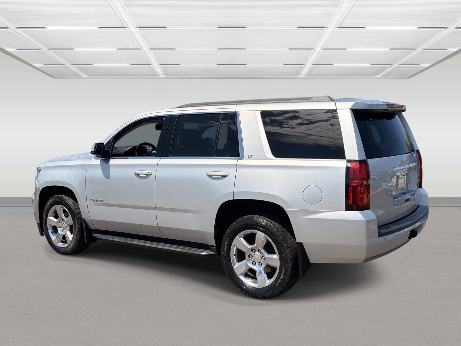 Used 2016 Chevrolet Tahoe LT w/ Max Trailering Package AWD/4WD image 3
