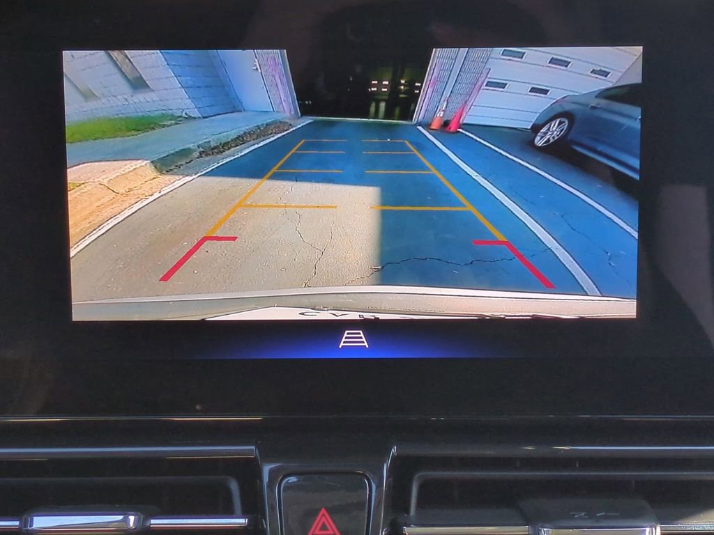 Used 2025 Chevrolet TrailBlazer LT image 17