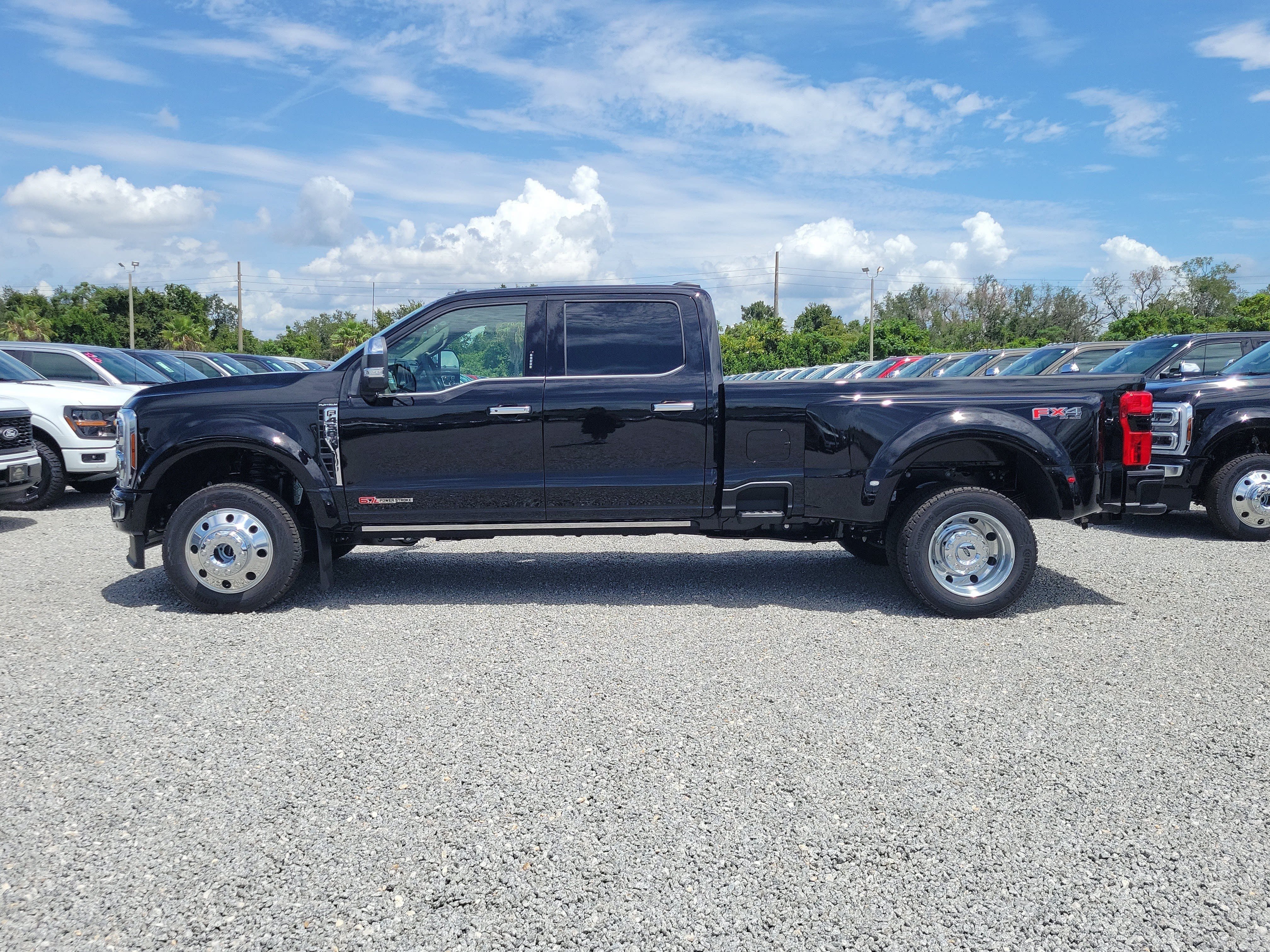 New 2026 Ford F450 Platinum w/ Platinum Plus Package AWD/4WD image 6