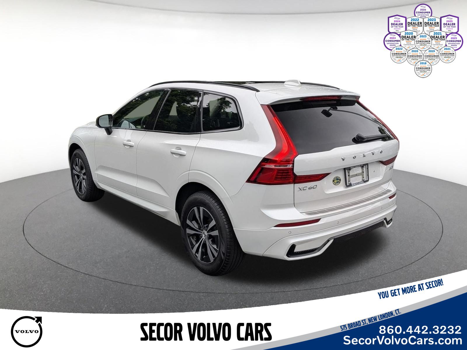 Certified 2024 Volvo XC60 B5 Core w/ Protection Package Premier AWD/4WD image 9