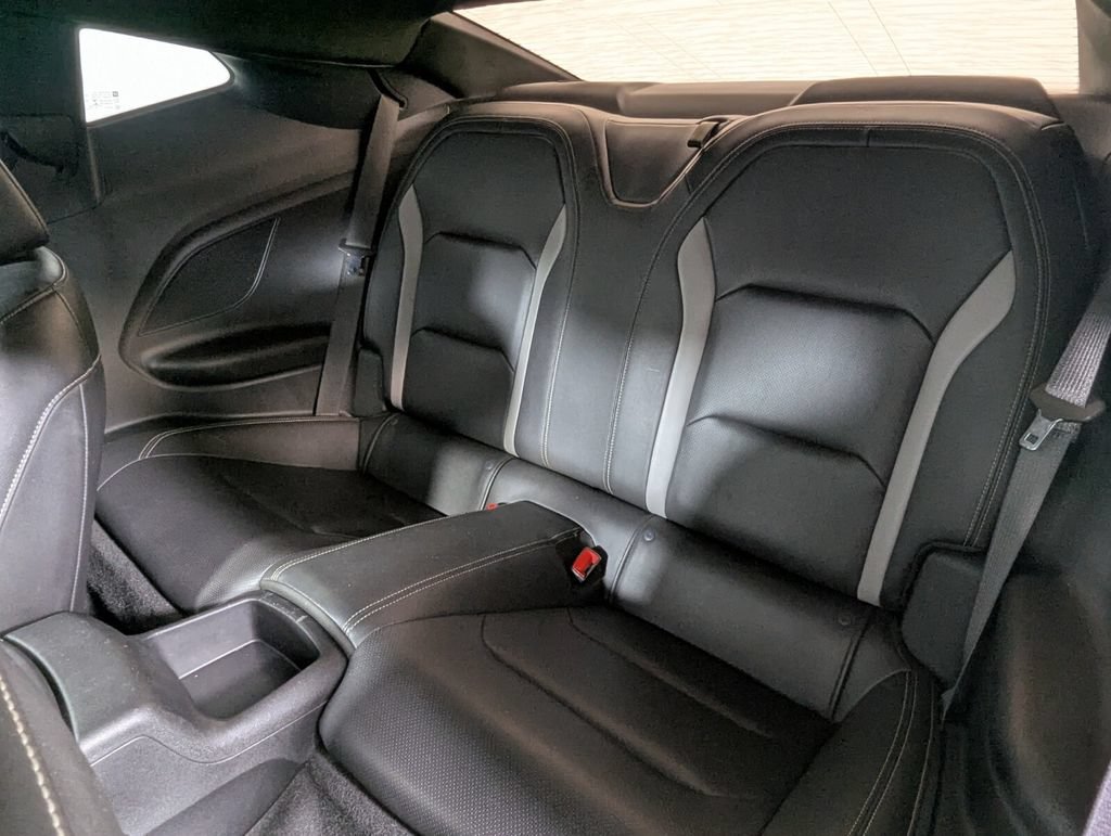 Used 2020 Chevrolet Camaro LT RWD image 23