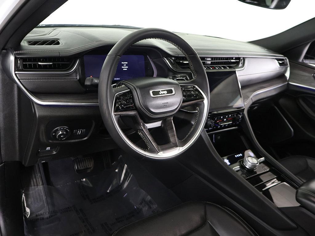 Used 2023 Jeep Grand Cherokee L Overland AWD/4WD image 32
