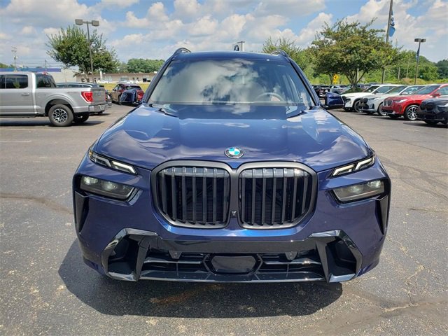 New 2026 BMW X7 xDrive40i w/ M Sport Package image 9