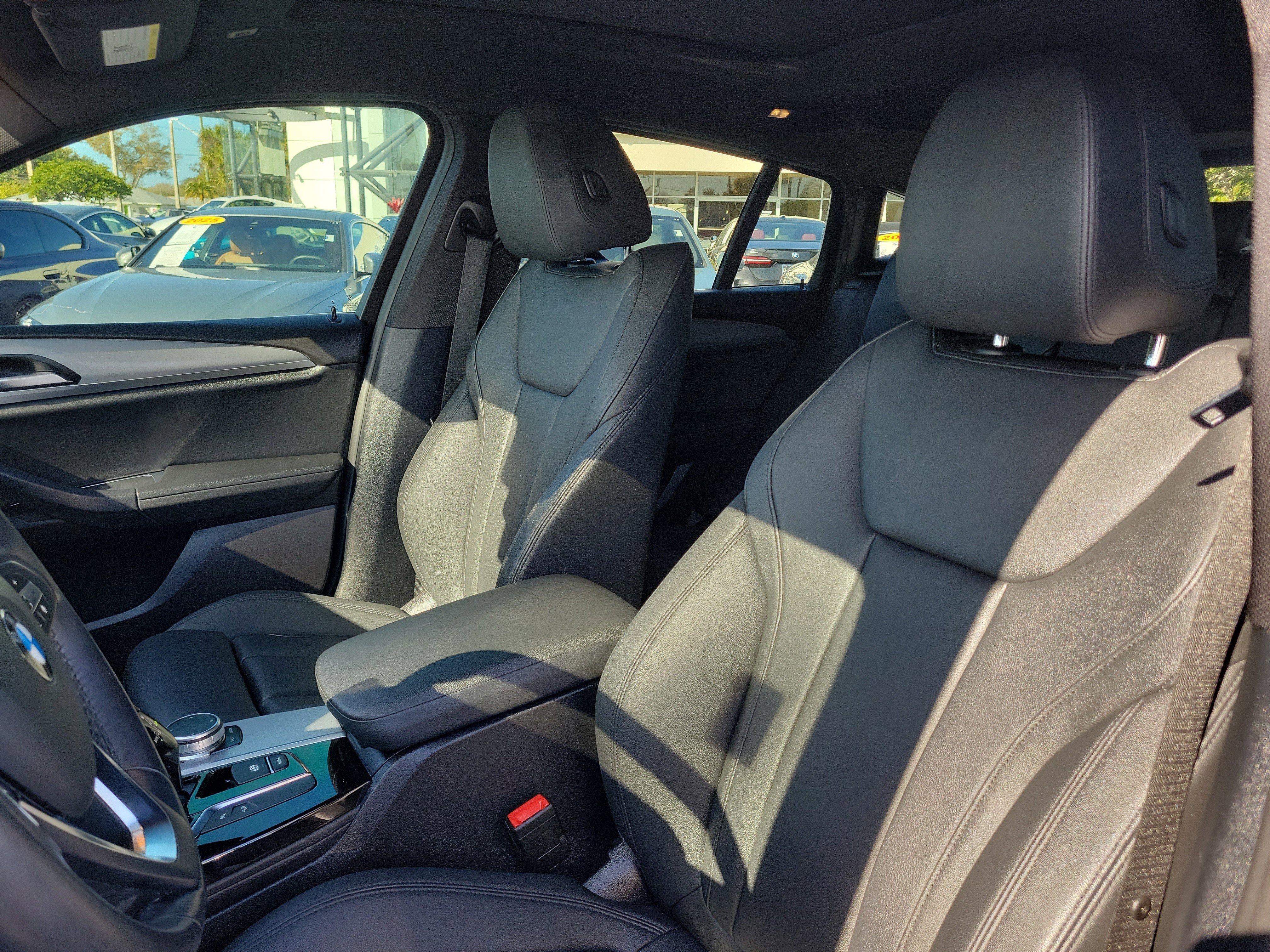 Used 2020 BMW X4 xDrive30i w/ Convenience Package image 22