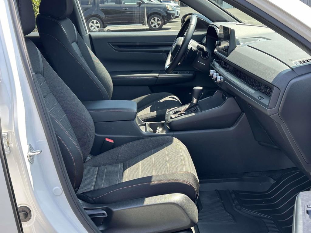 Certified 2025 Honda CR-V Sport image 7