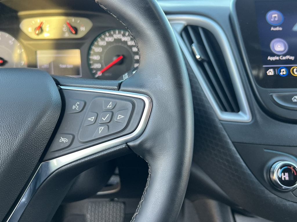 Used 2024 Chevrolet Malibu LT image 32