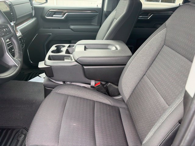 Used 2023 Chevrolet Silverado 1500 LT AWD/4WD image 8